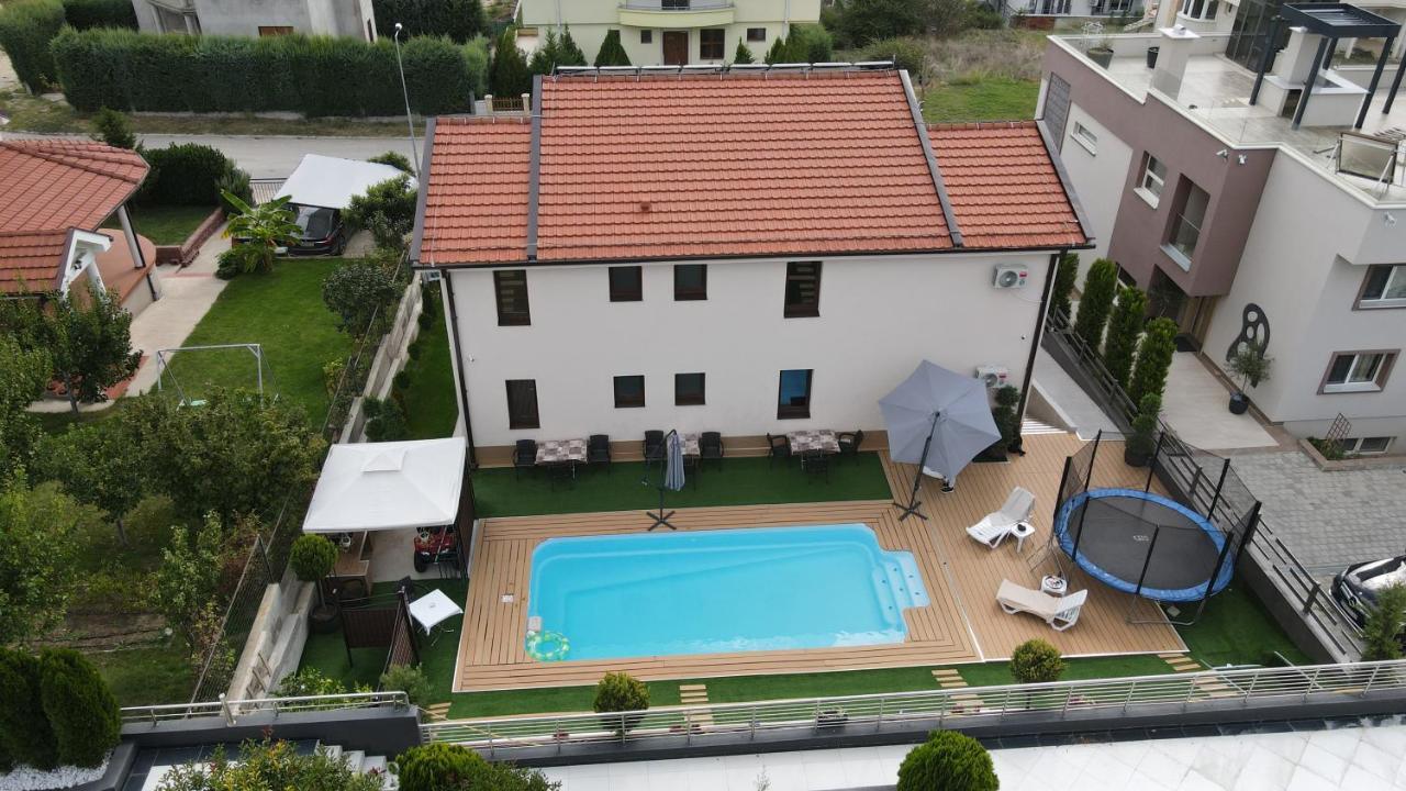 Villa Lucija By Romantique Велес Екстер'єр фото